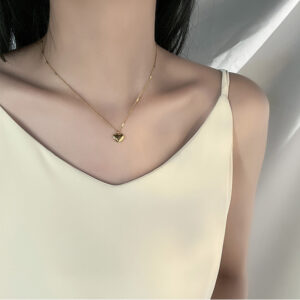 Fashion Jewelry Temperament Light Luxury Necklace Peach Heart Jewelry